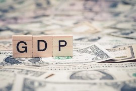 ADB hạ dự báo GDP Việt Nam 5,8%
